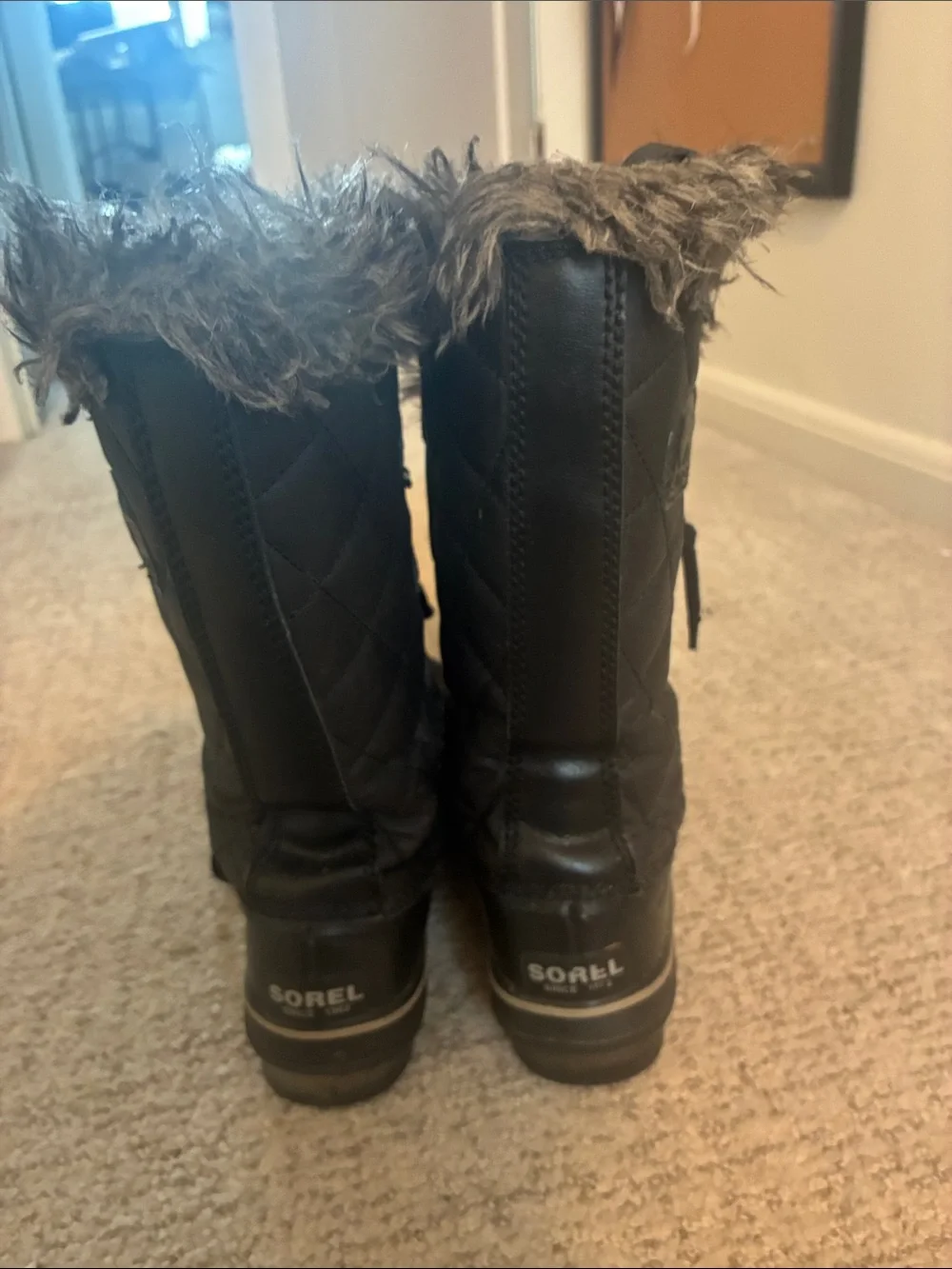 Sorel Black Lace-Up Winter Boots with Faux-Fur Cuff